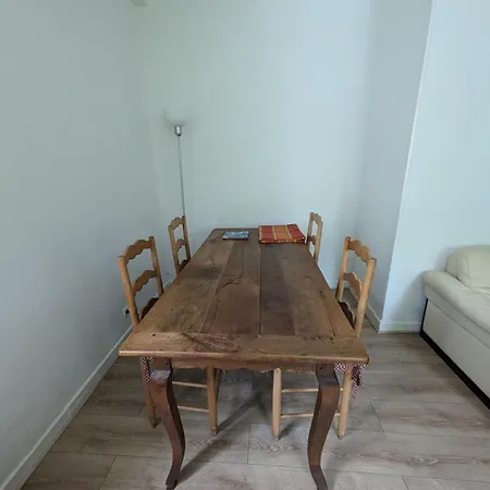 Les Volets Bleus Appartement