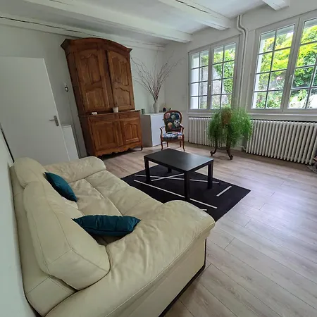 Les Volets Bleus Metz